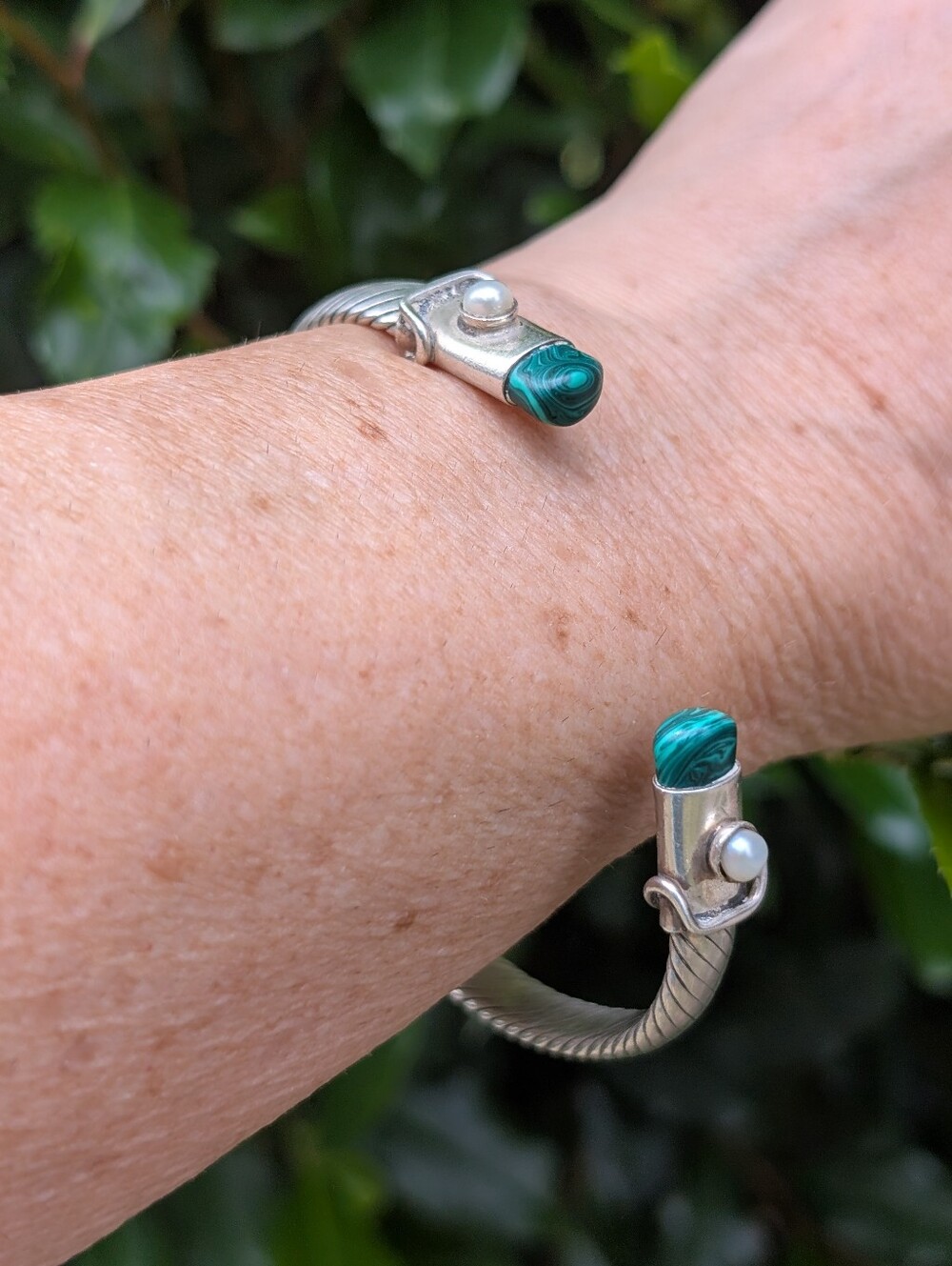 Vintage Sterling Silver Cuff Malachite And Freshwater Pearl Bracelet